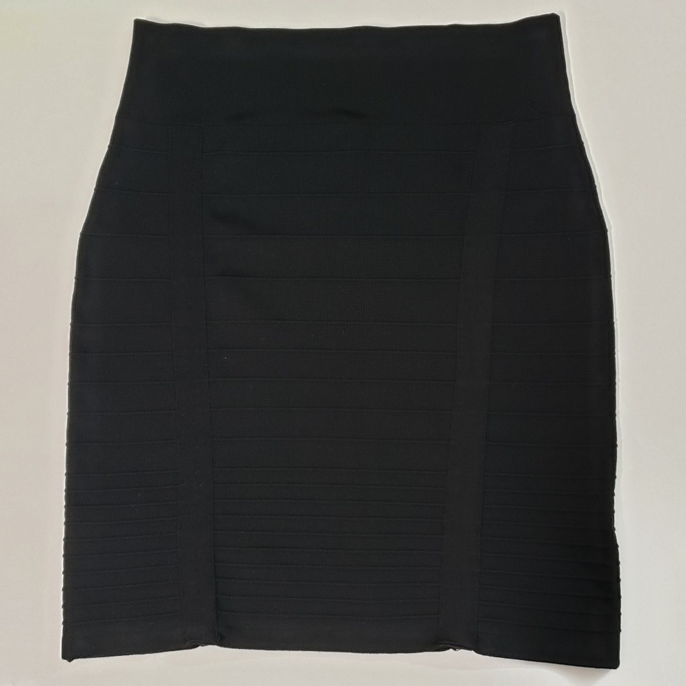 Rock & Republic Bandage Textured Skirt, size‎ L